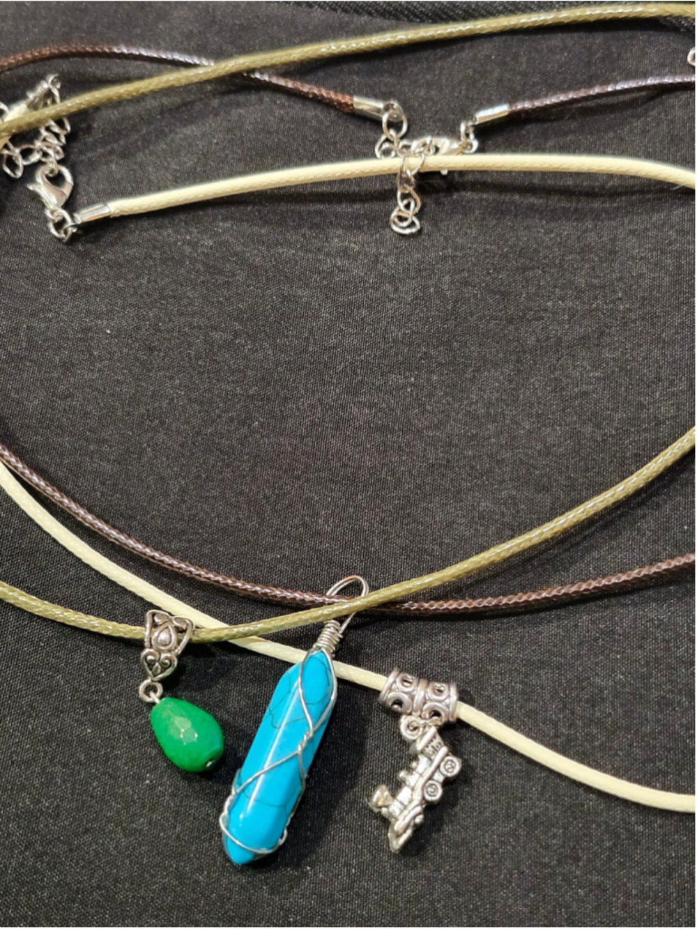 Set of 3 Pendant Necklaces